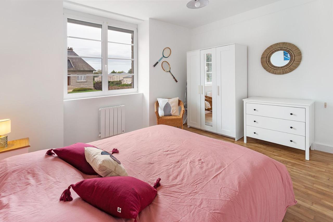 Loft British Au Pied Du Mont ! Apartment Pontorson Luaran gambar