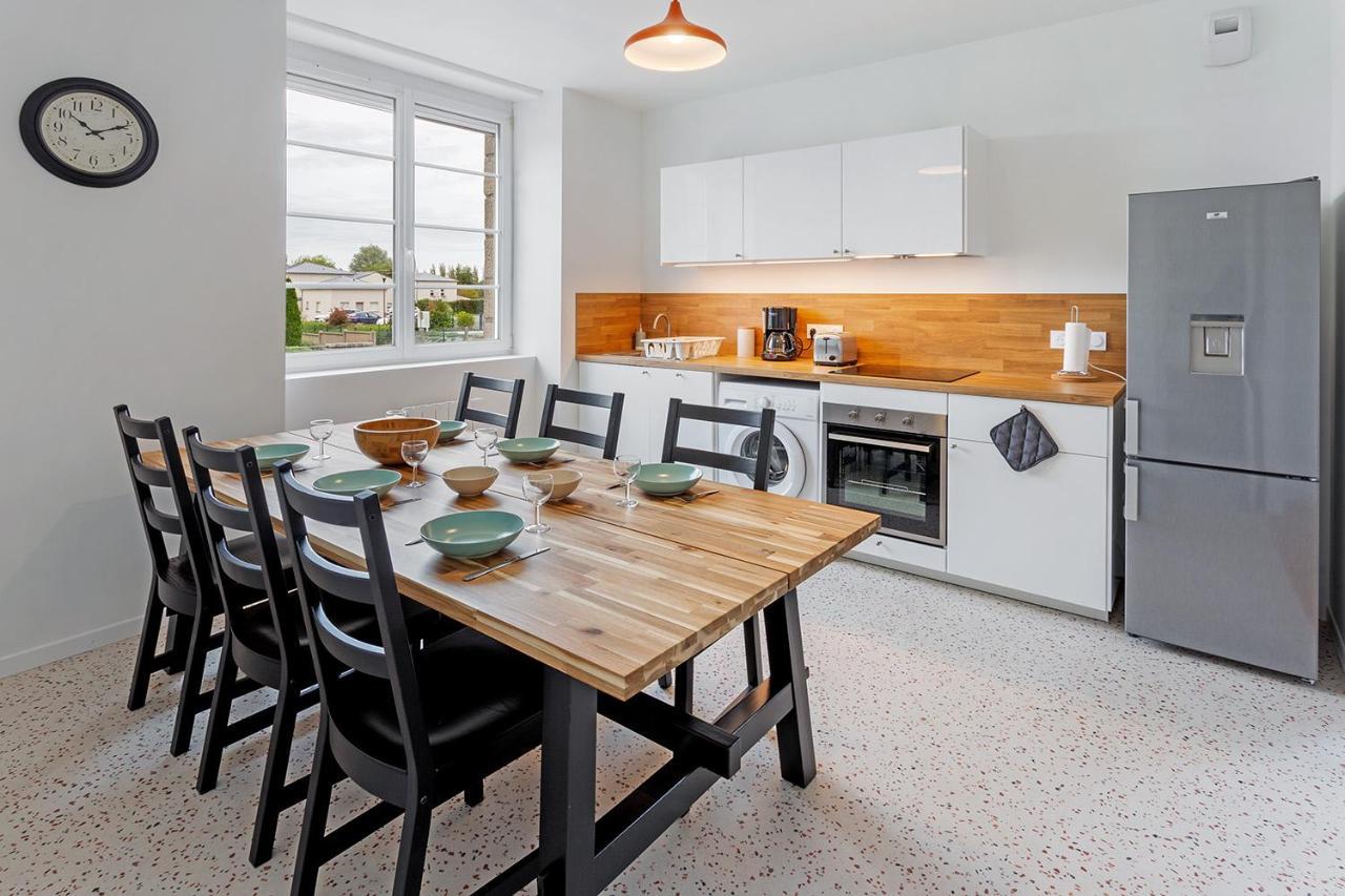 Loft British Au Pied Du Mont ! Apartment Pontorson Luaran gambar